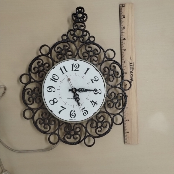 1950s Vintage General Electric GE Wall Clock Ornate Scroll Model 2151 Retro MCM - Picture 9 of 11